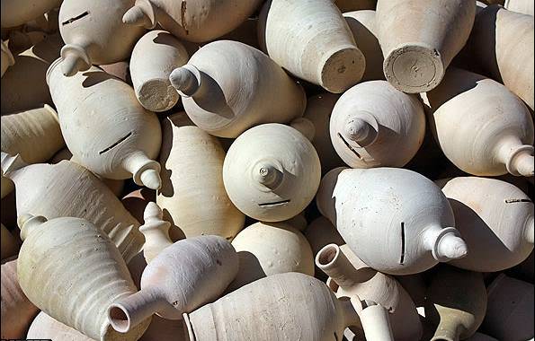 قلک های سفالی حاصل هنر سفالگران میبد_17